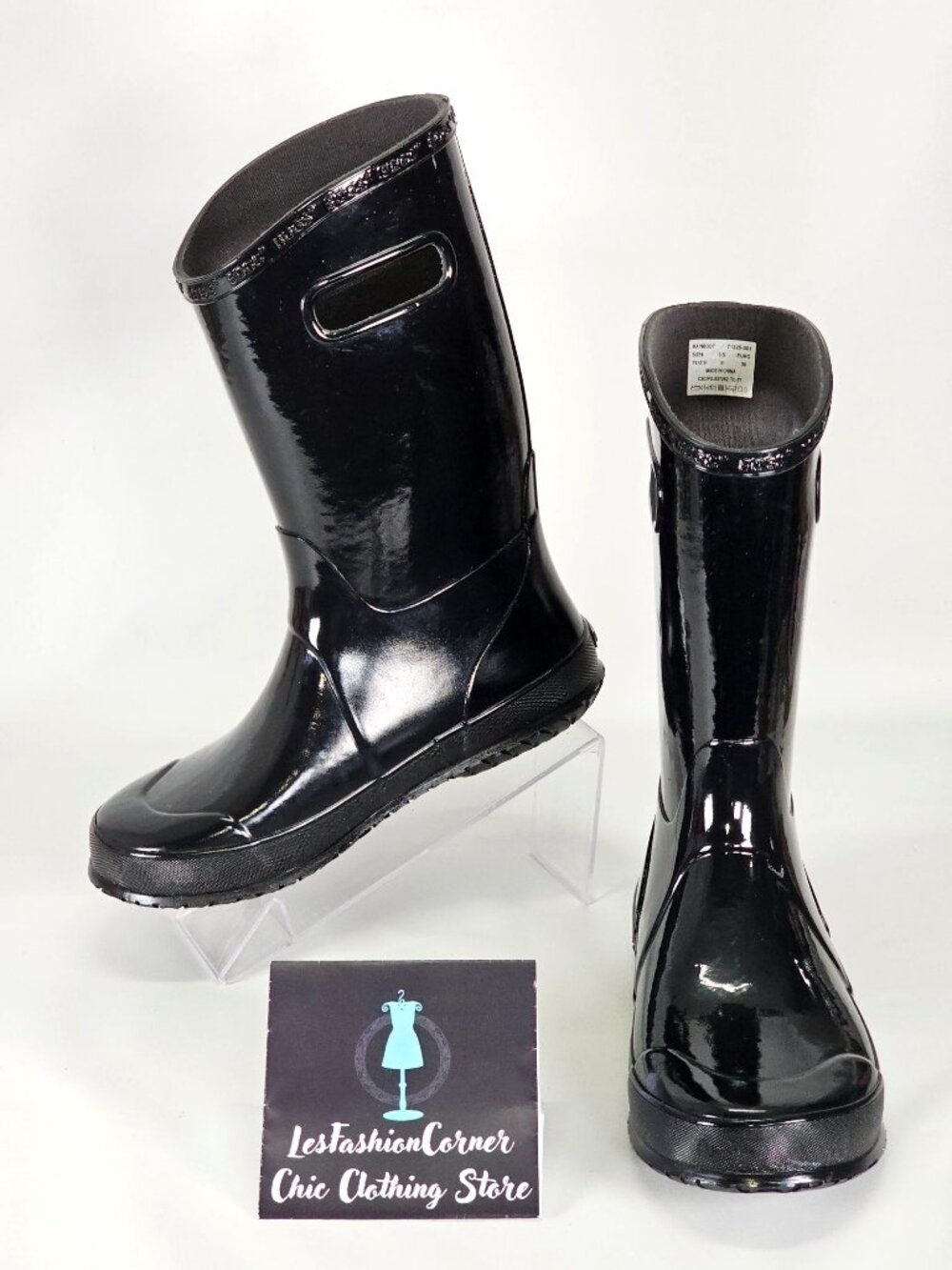 NWOB Bogs Children's Black Rubber Berkley Footprints Rain Boots Size 6Y 2129